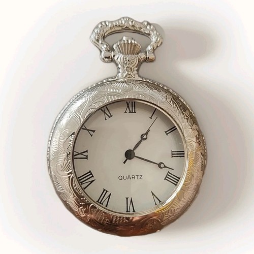 Eine vintage taschenuhr - vintage,